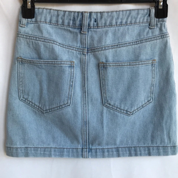 Forever 21 light wash denim skirt, size S - Picture 9 of 11